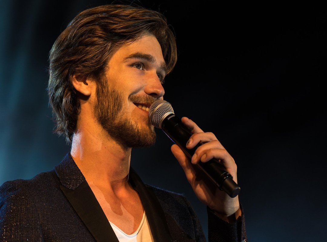 Who is Fiona Bergson? Meet Amaury Guichon's Wife